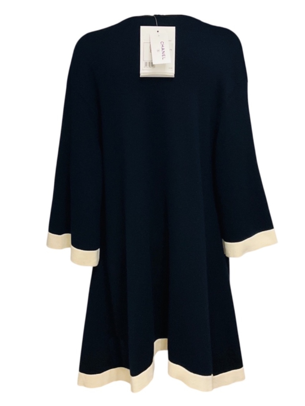 CHANEL NAVY / WHITE 2016 CASHMERE KNIT LONG CARDIGAN SWEATER WITH SILVER CC LOGO - Picture 3 of 8